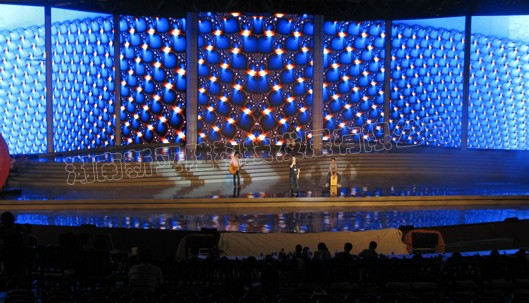 100ƽ<a href=http://m.baibaigao.cn target=_blank>led@ʾ</a>ҕXʢ